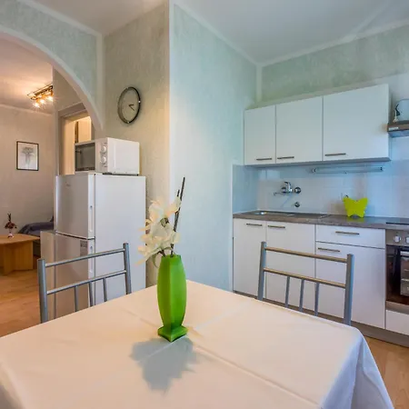 Visnja Apartment *