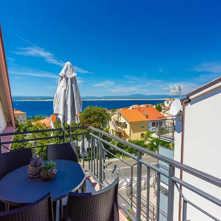 Visnja * Crikvenica