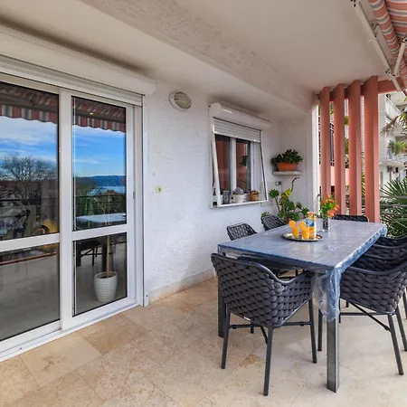 Visnja Apartman Crikvenica
