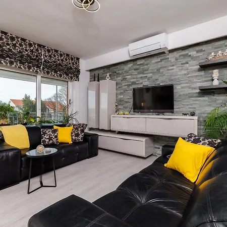 Visnja Apartman Crikvenica