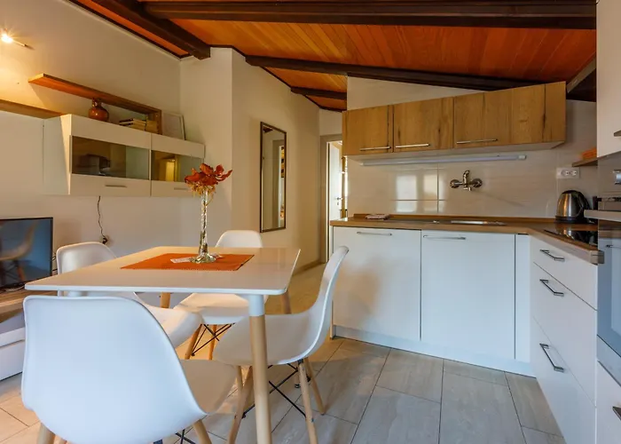 Visnja Apartman *